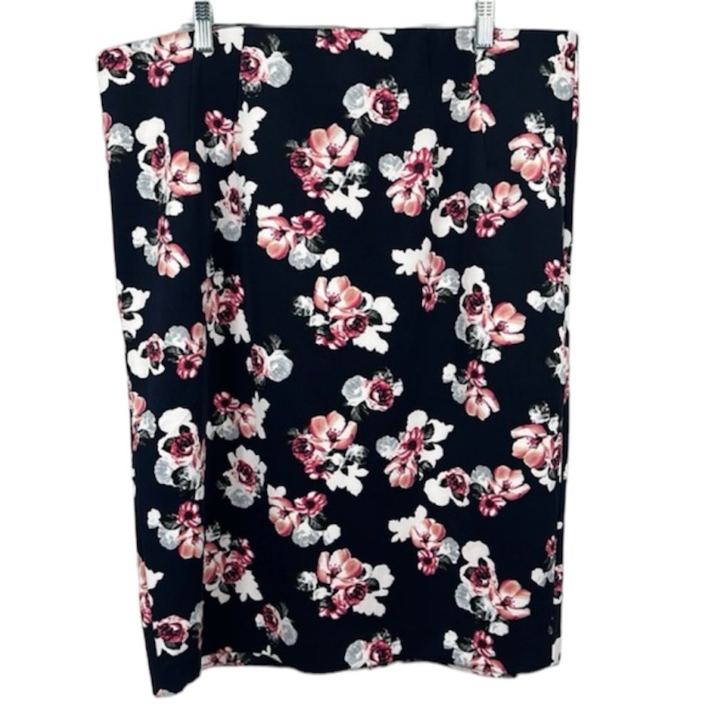 Lane Bryant Floral Pull On Elastic Skirt Size 20